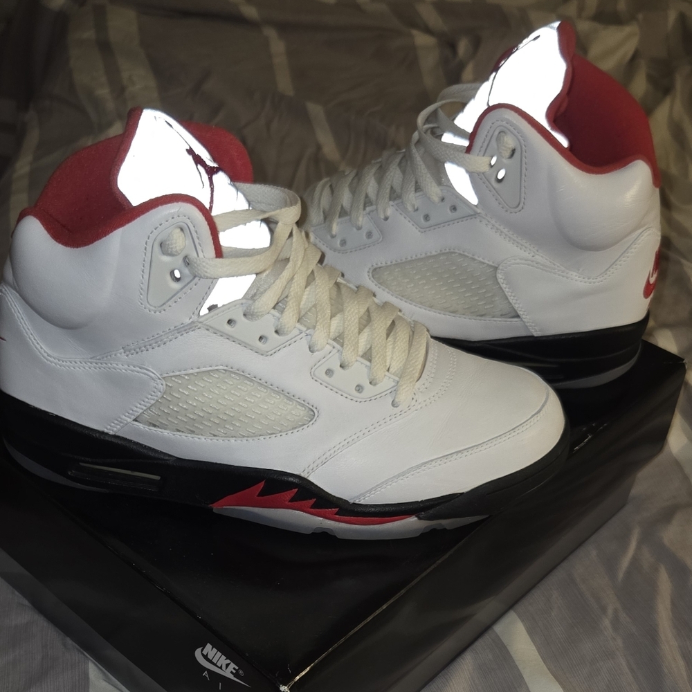 Jordan 5 Retro Fire Red 2013 Mens Size 10.5 $200.00 Amazing Condition